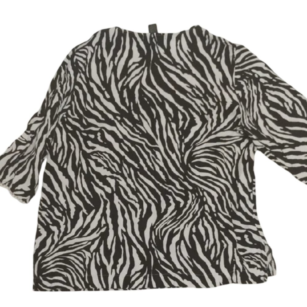 Grace Elements Zebra Pattern Blouse with Lace Trim - Picture 4 of 5